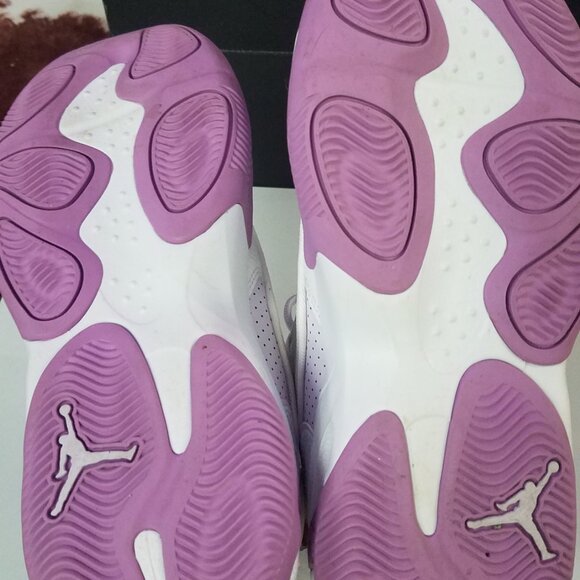 Jordan Max Aura 4 (GS) White/Rush Fuschia Wm Sz 8 - Picture 5 of 8